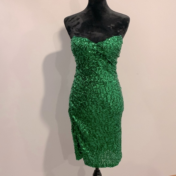Green sequence strapless stretchy dress - Picture 1 of 2